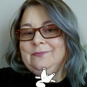 Meet your Posher, Angela